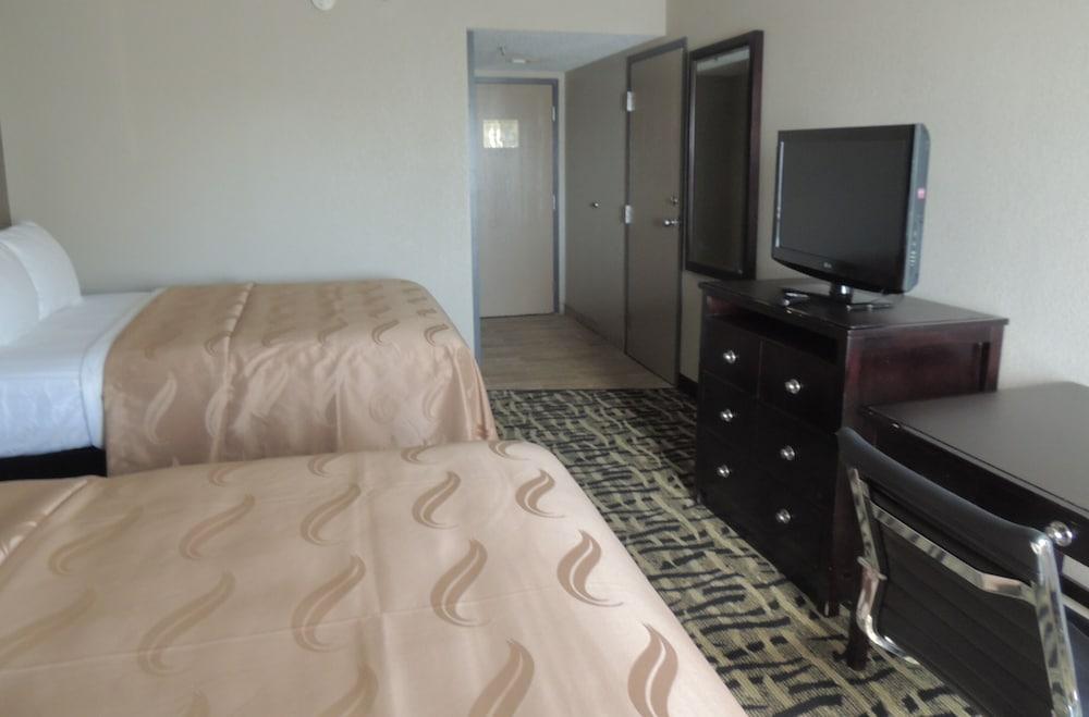 Quality Inn Rochester West photo 22