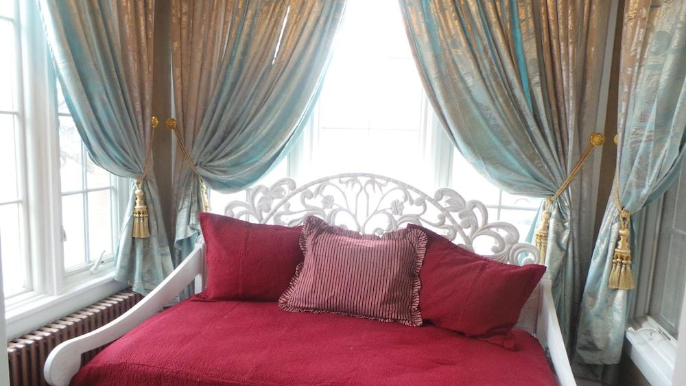 The Holiday Chalet photo 89