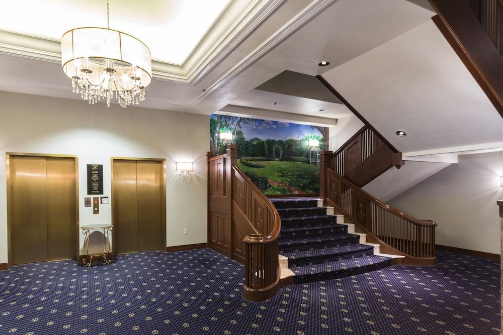 Hotel Winneshiek photo 17