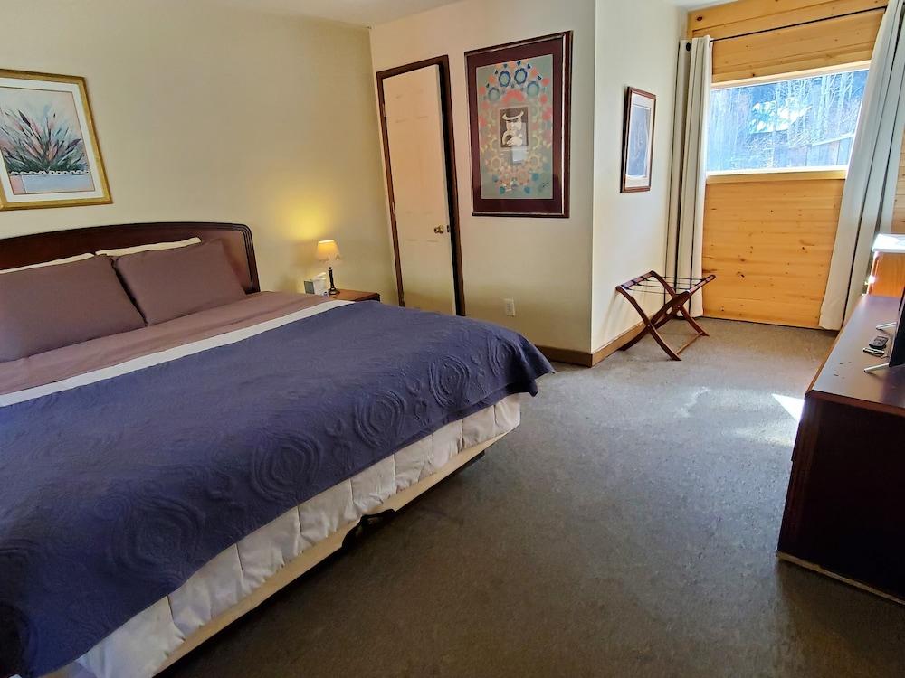 Kenosha Lodge photo 12