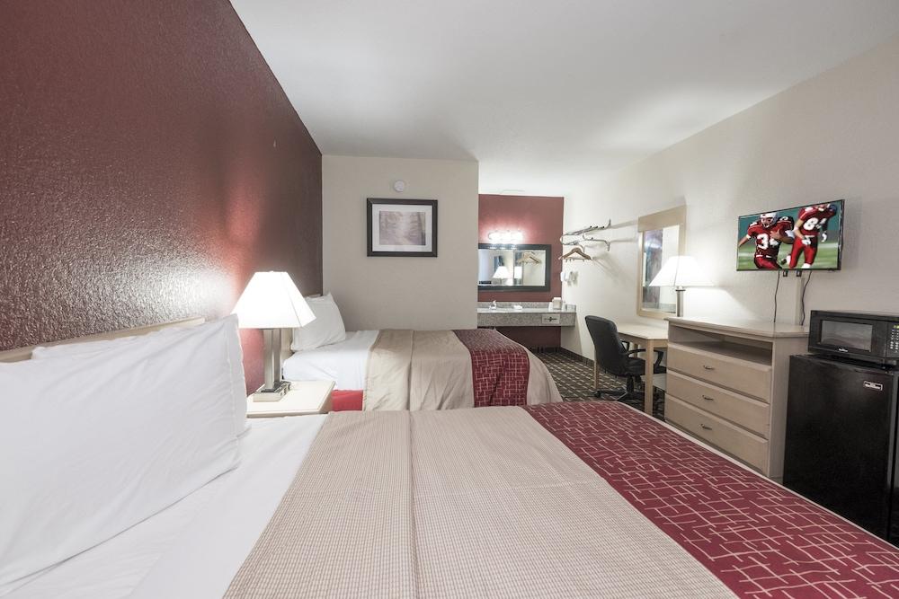 Red Roof Inn Mobile - Midtown photo 6