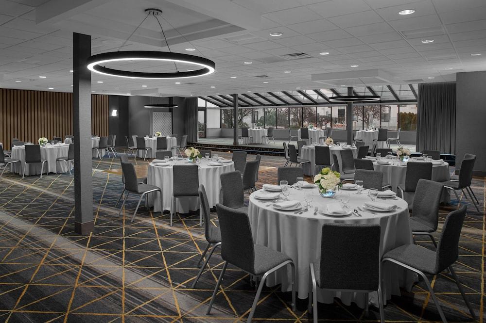 Holiday Inn Hasbrouck Heights-Meadowlands by IHG photo 23
