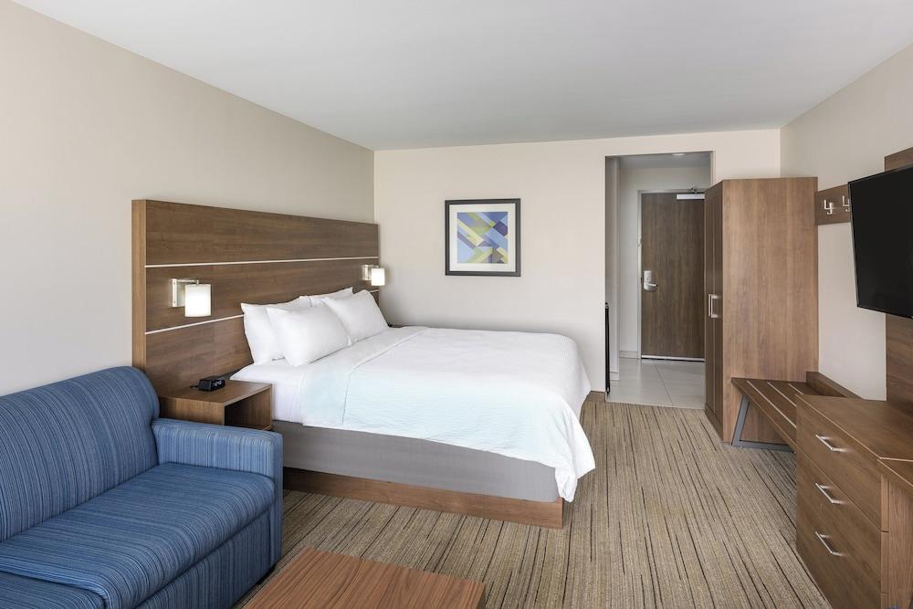 Holiday Inn Express & Suites Phoenix East - Gilbert by IHG photo 43