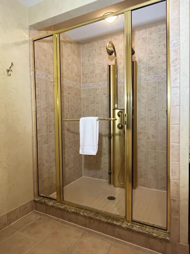 The Port Hotel photo 19