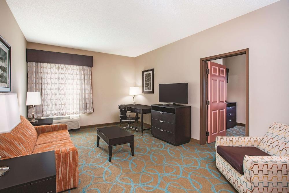 Spark by Hilton Kingsland photo 7
