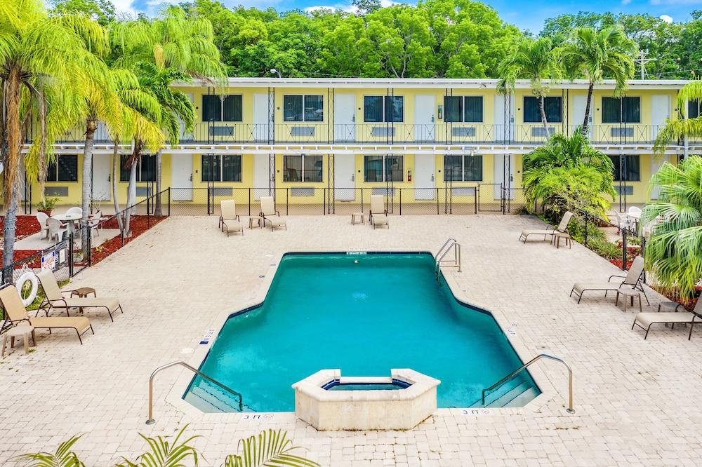 Key Largo Inn photo 9