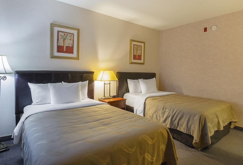 Quality Inn Fresno Yosemite Airport photo 31