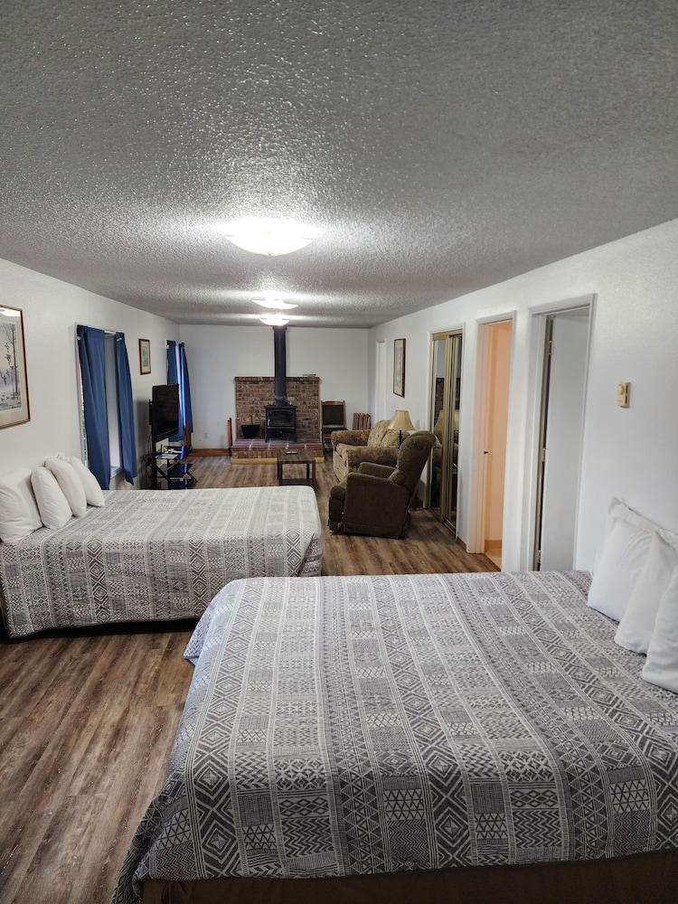 Plainview Motel & RV Park photo 17