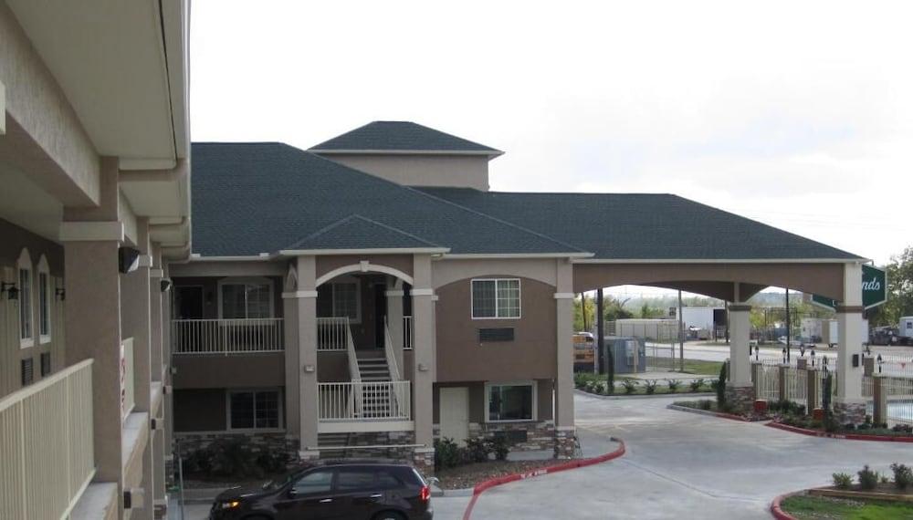 Highlands Suites photo 19