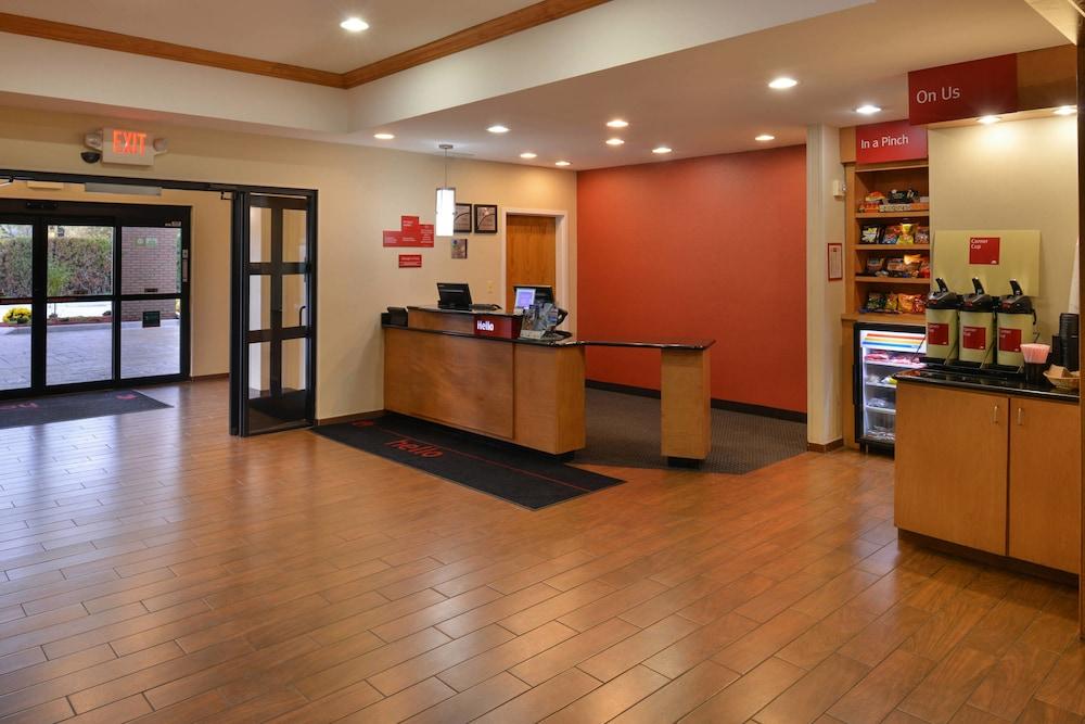 Towneplace Suites by Marriott Warren photo 11