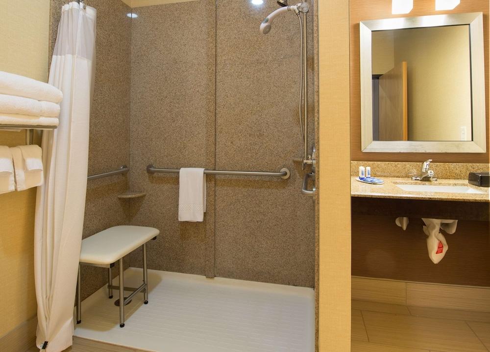 Hampton Inn Gainesville photo 6