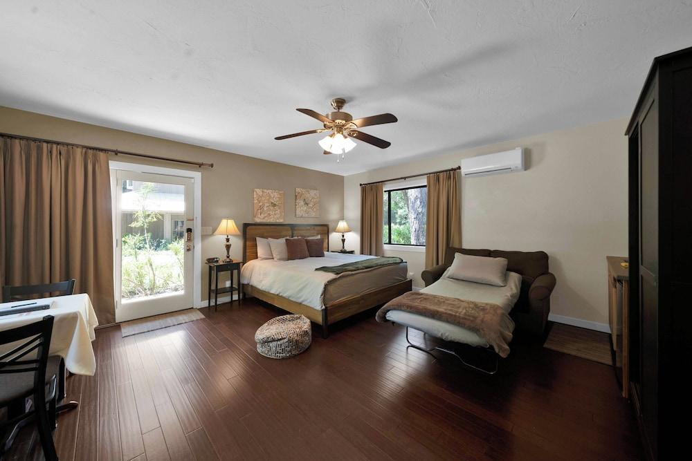 The Inn at Shasta Lake photo 54