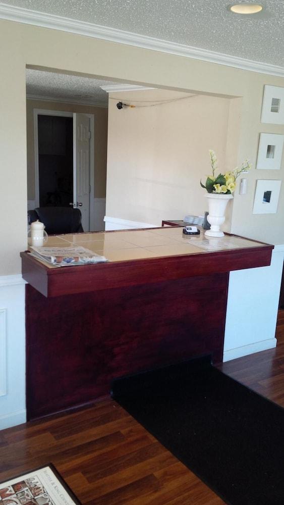 Holiday Lodge photo 12