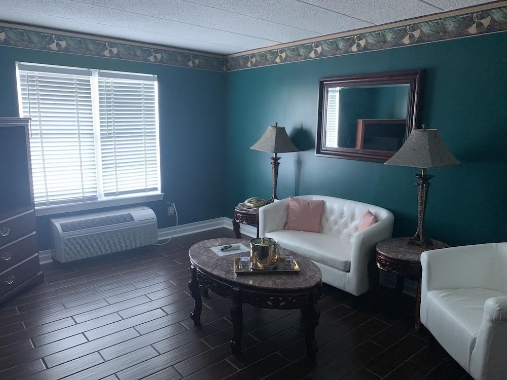 French Quarter Inn photo 30