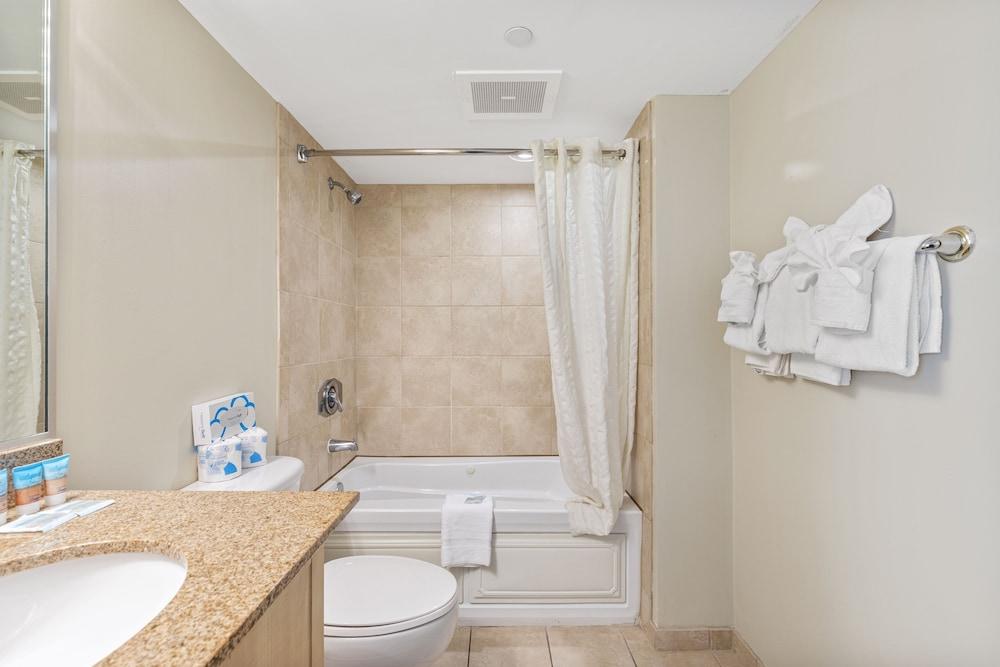 Sandy Beach Oceanfront Resort photo 50