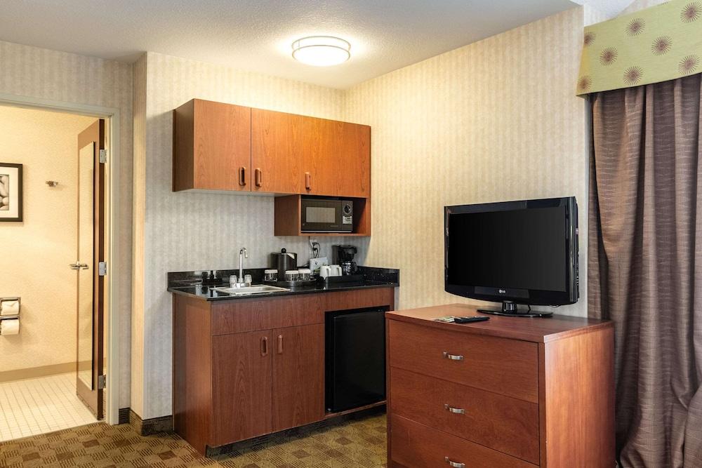 TownePlace Suites by Marriott Portland Airport photo 8
