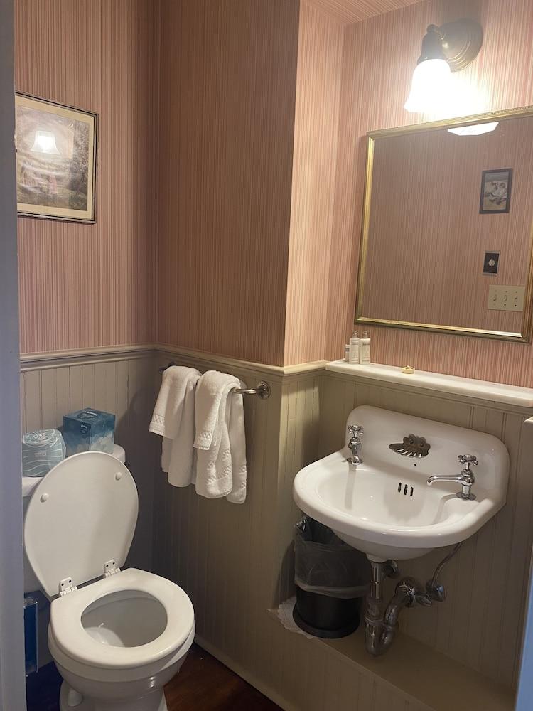 Atlantic Hotel photo 73