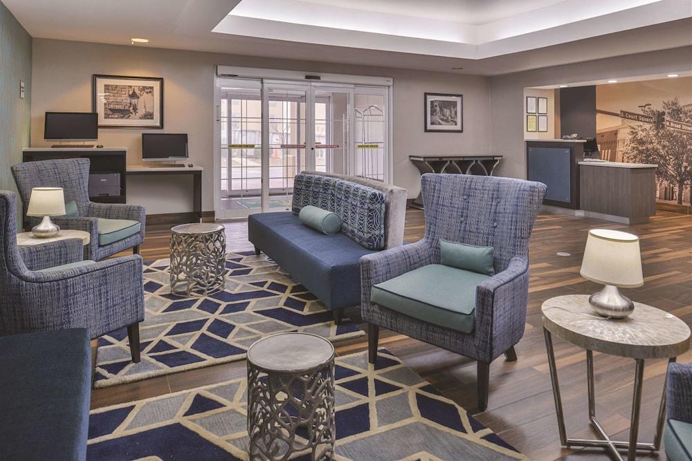 La Quinta Inn & Suites by Wyndham Atlanta South - Newnan photo 39