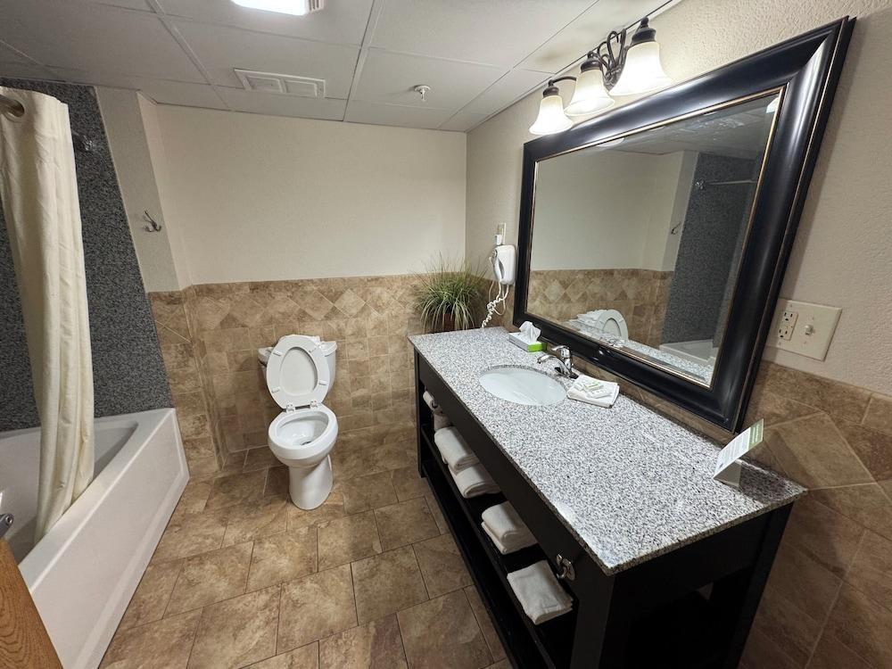 Fairbridge Inn & Suites McAlester photo 13