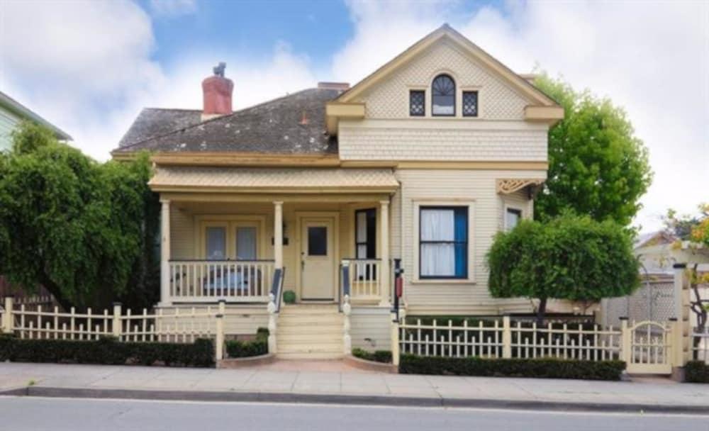 Pacific Grove Inn photo 54