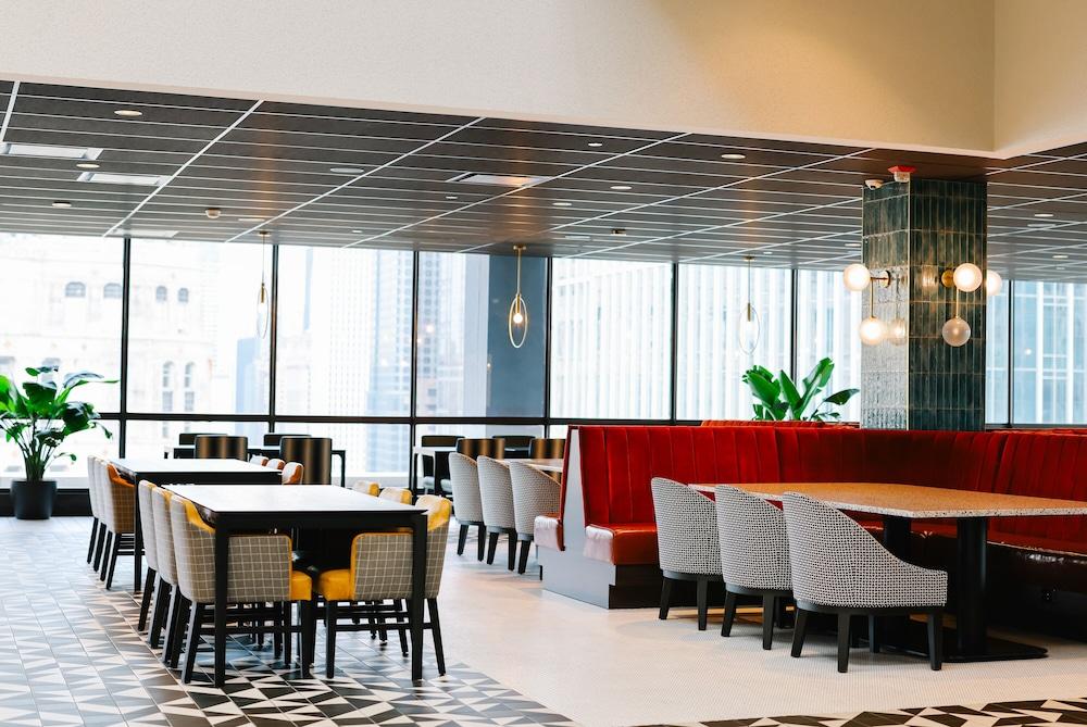 Holiday Inn Chicago Dwtn - The Mart by IHG photo 7