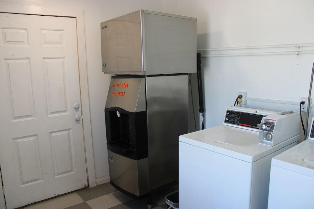 City Center Motel photo 56