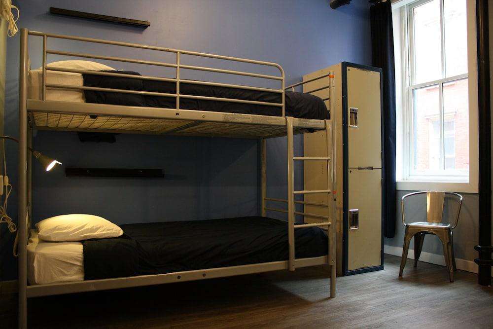 Apple Hostels photo 2