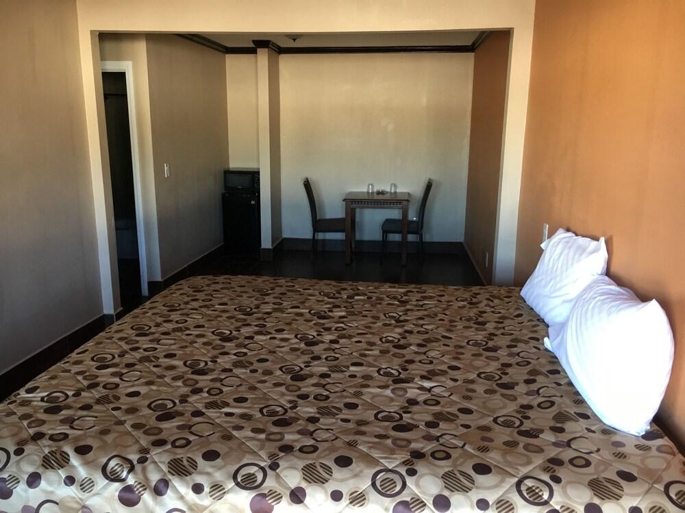 Ruby Motel photo 5