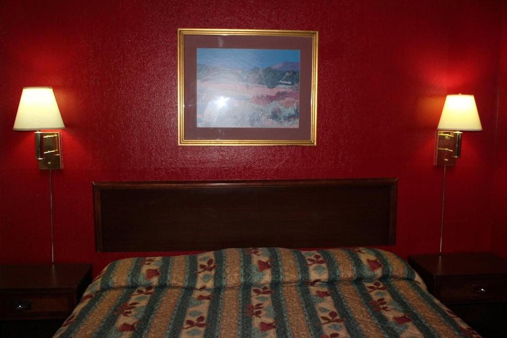 Valu Stay Inn photo 9