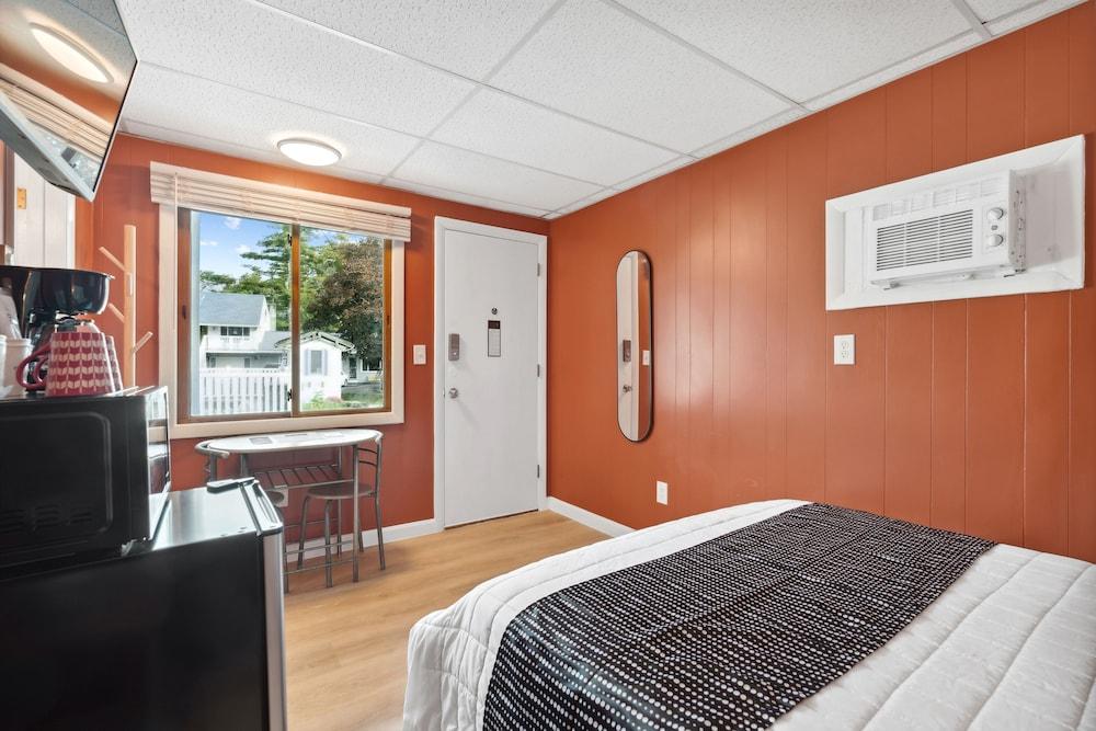 The Beaches Guest Rooms and Cottages photo 40