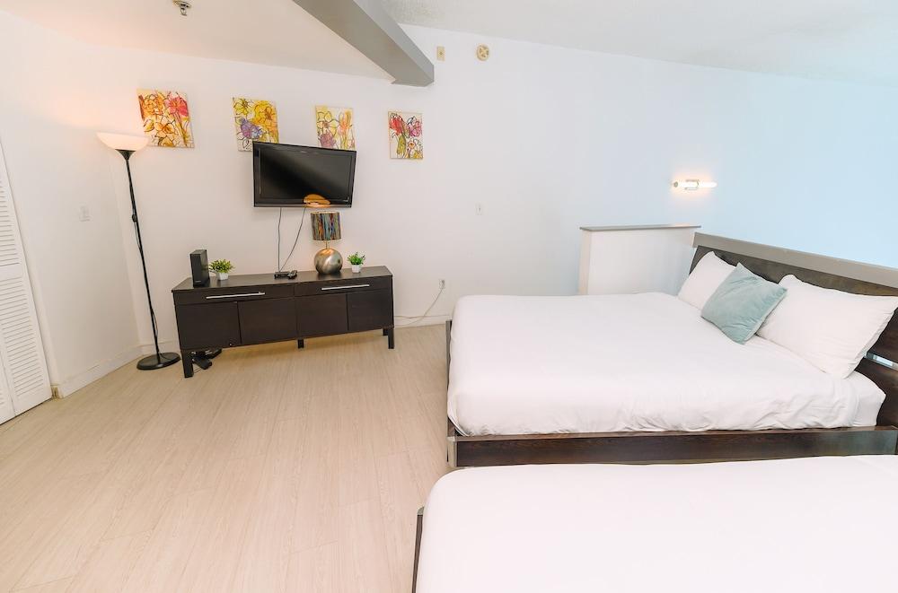 SeaStays Apartments photo 98