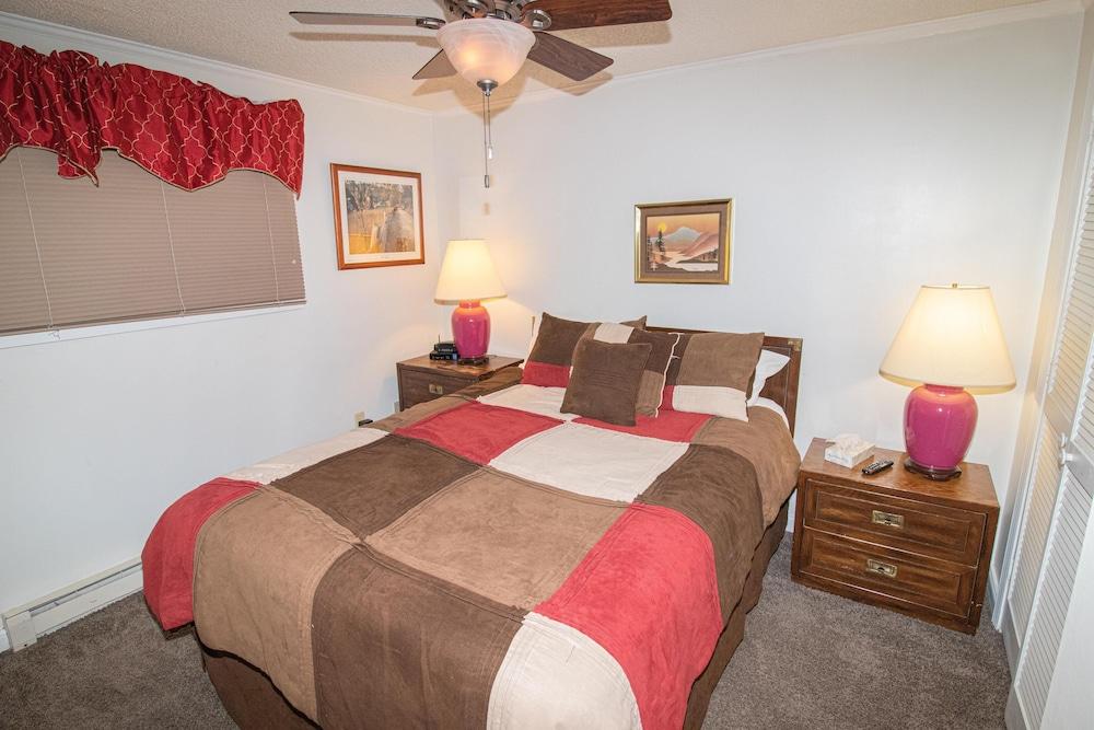 Mountaintop Condos photo 73