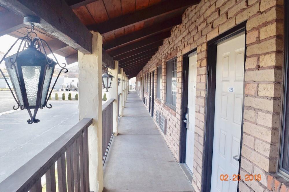 Quality Inn Baker City photo 25