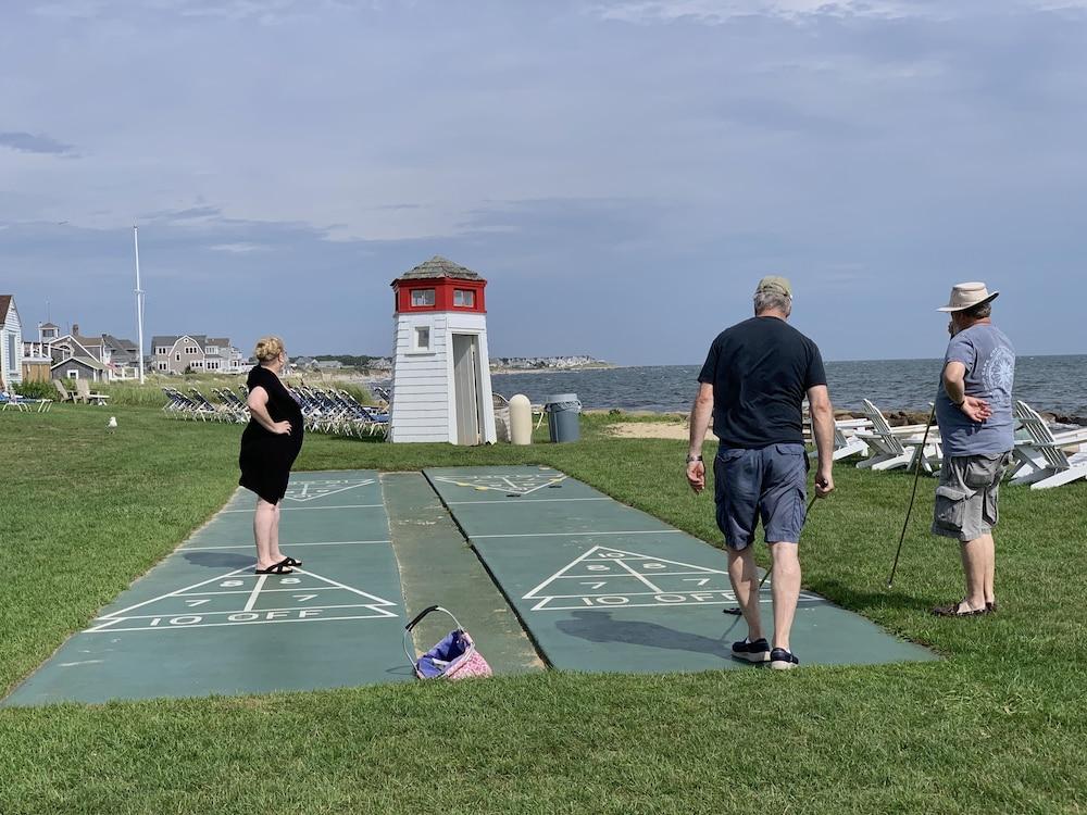 Lighthouse Inn photo 41