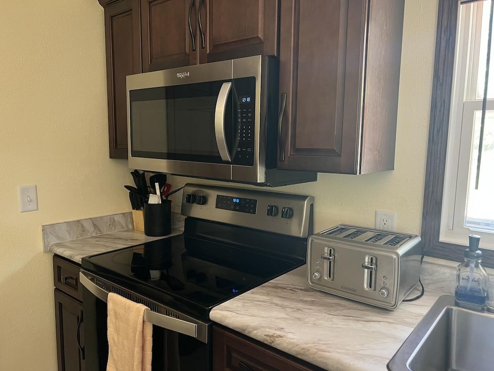 All Star Inn & Suites photo 64