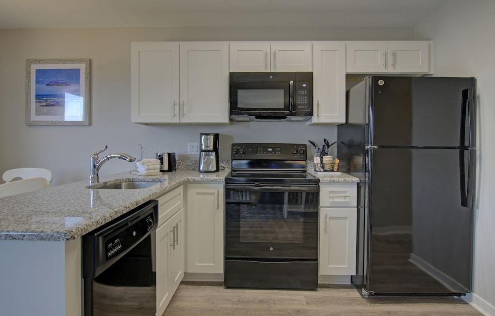 Atlantic Beach Resort, a Ramada by Wyndham photo 22