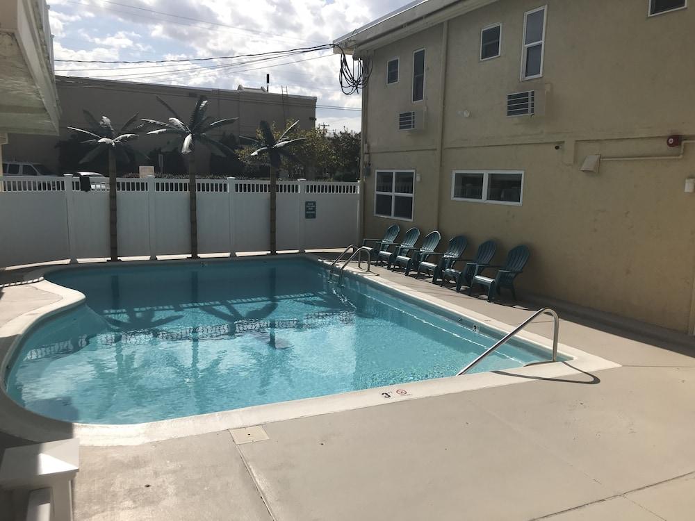Seahorse Inn photo 11