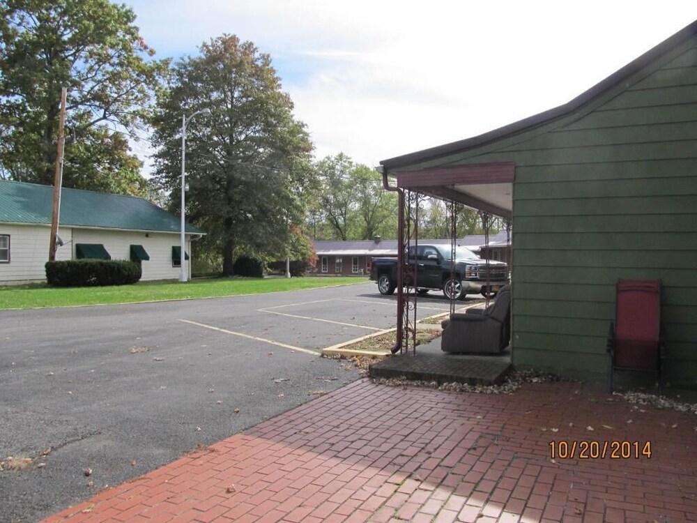 Potomac River Motel photo 50