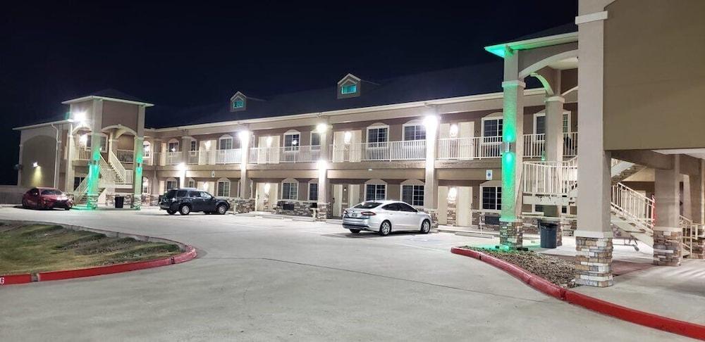 Highlands Suites photo 16