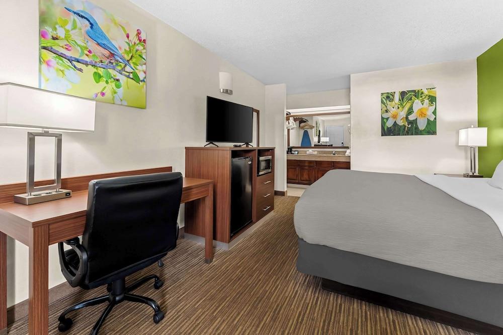 Quality Inn Eastman photo 9