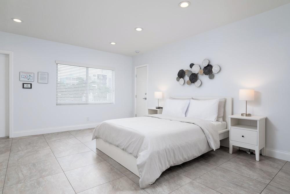 Bayshore Breeze photo 29