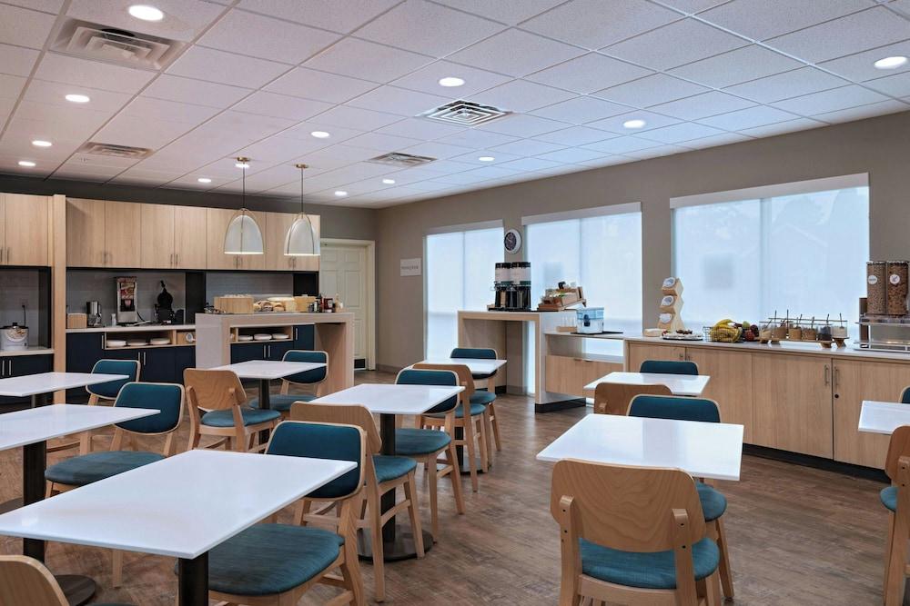 Towneplace Suites By Marriott photo 24