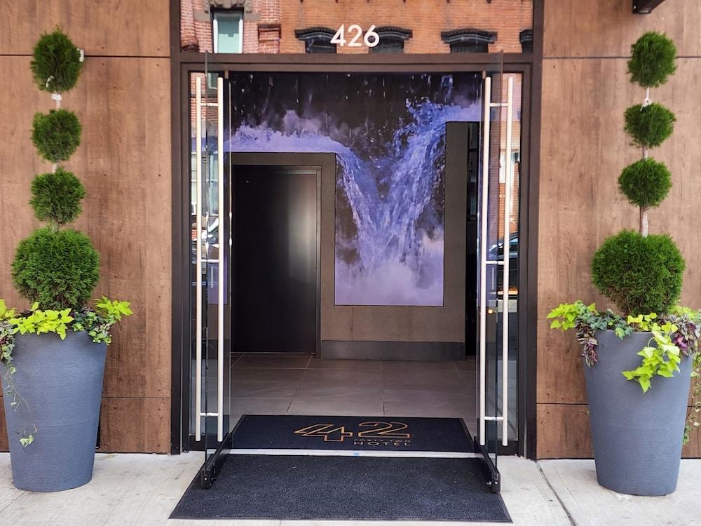42 Hotel photo 22
