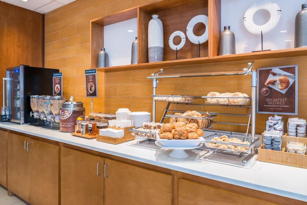 SpringHill Suites Huntsville Downtown photo 30