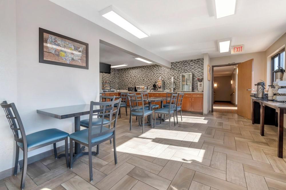 Harmony Inn photo 24