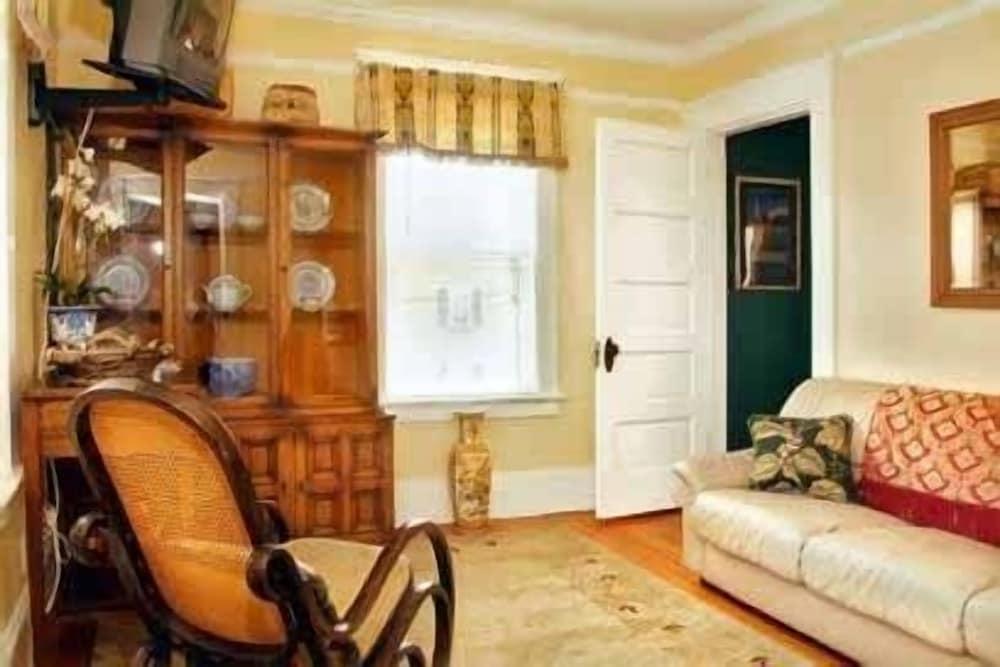 Belle View Inn photo 2