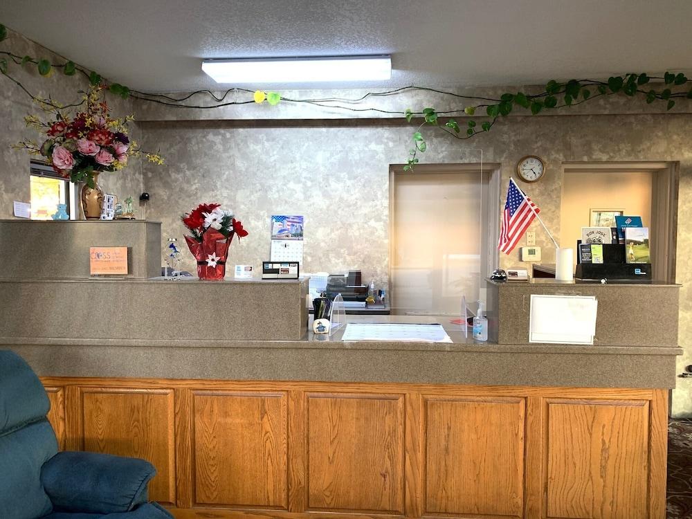 Coachman's Inn Motel photo 8