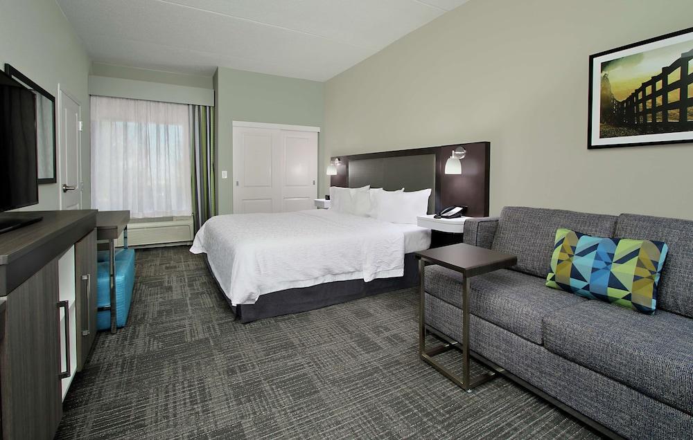 Hampton Inn Hagerstown-I-81 photo 21