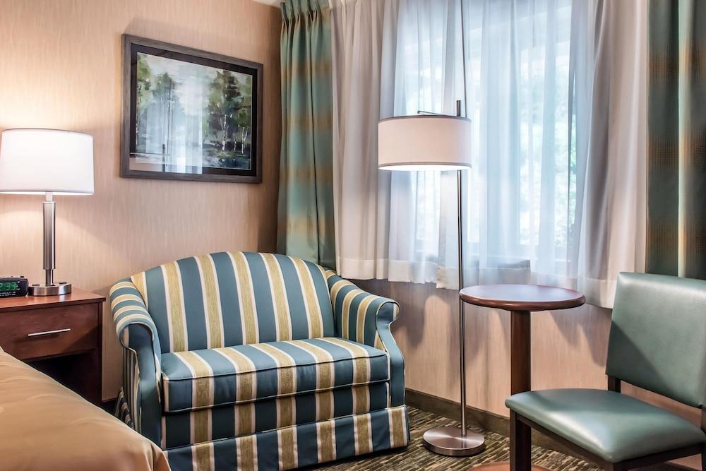 Quality Inn Bedford photo 22