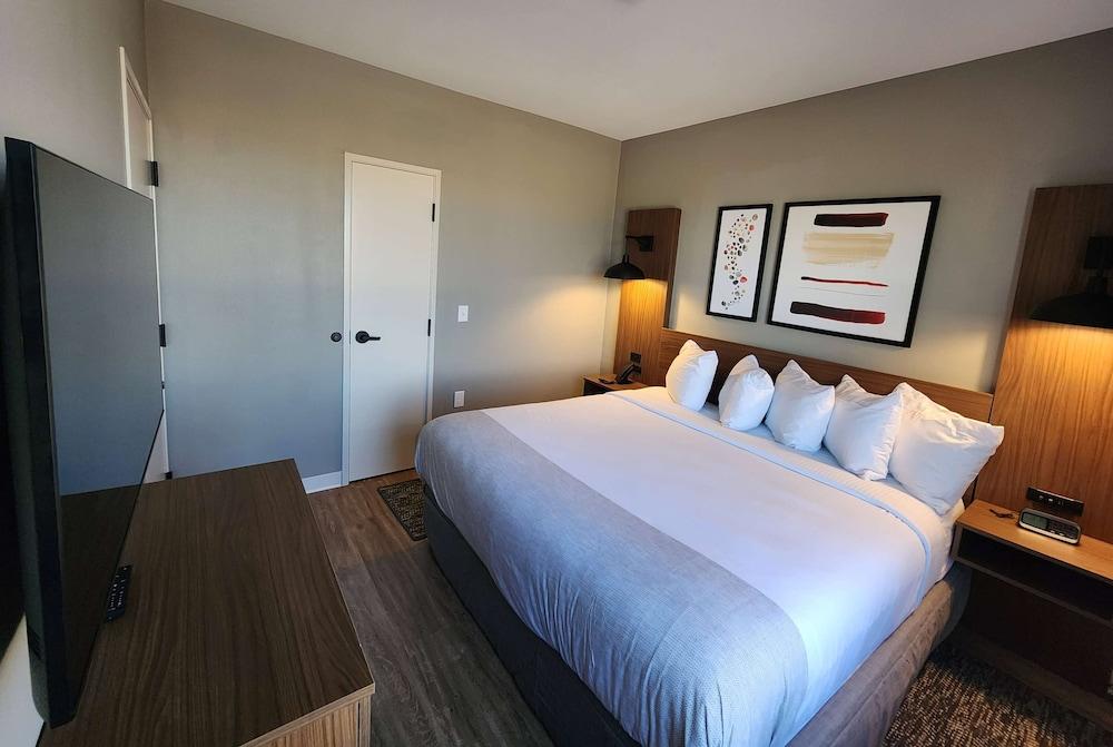 Hawthorn Extended Stay by Wyndham Del Rio photo 10
